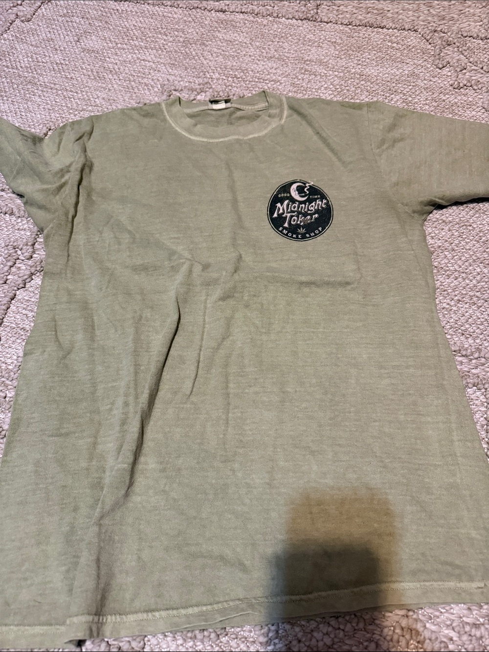 Casual Men's Short Sleeve Crewneck Tee in Olive Green with Chest Logo